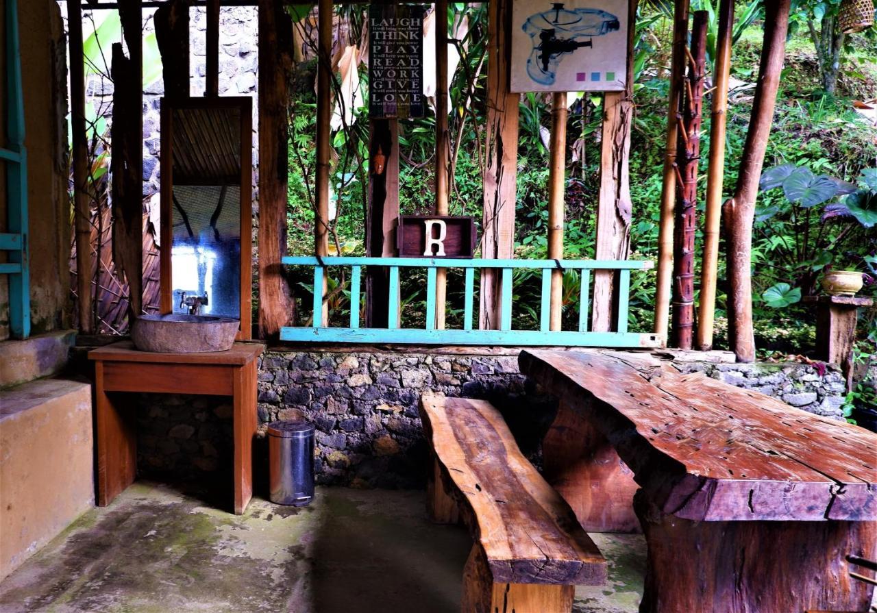 Swar Bali Lodge Munduk Eksteriør billede